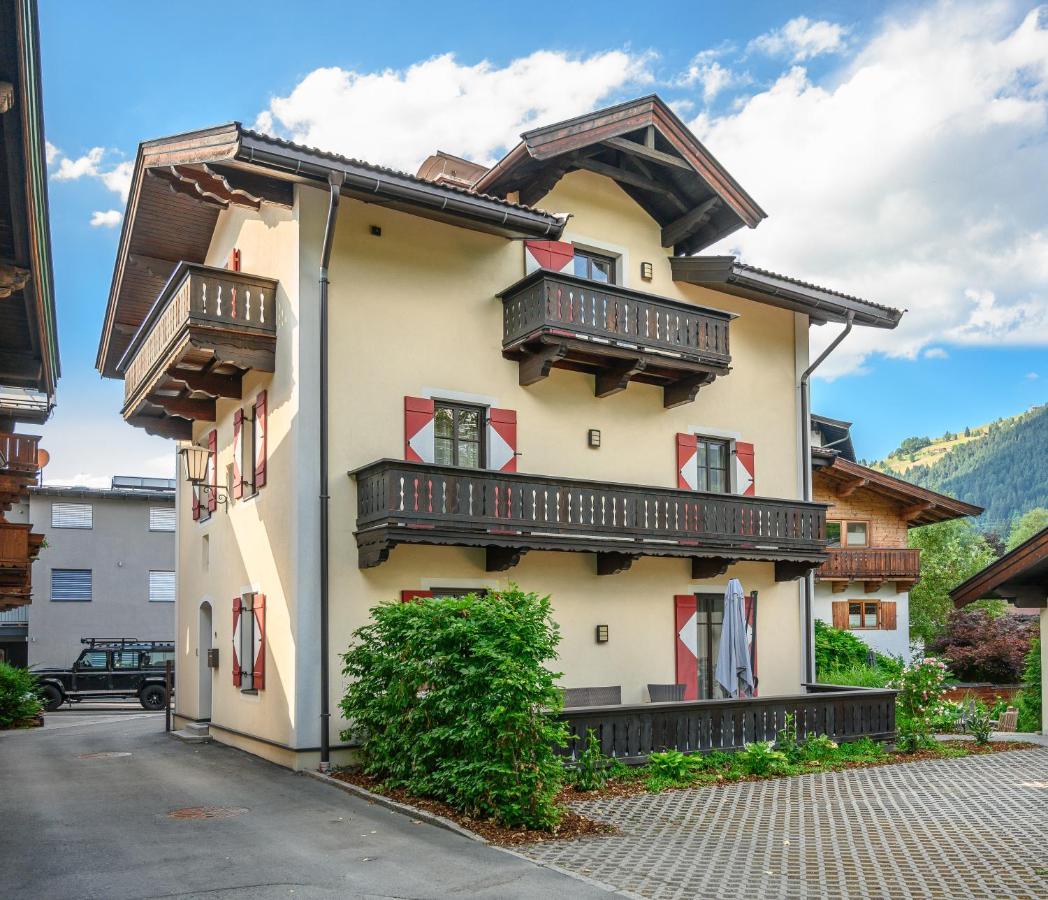 Stadtvilla Belle Kitz Im Zentrum Mit Sauna By Belle Stay Kitzbühel Esterno foto