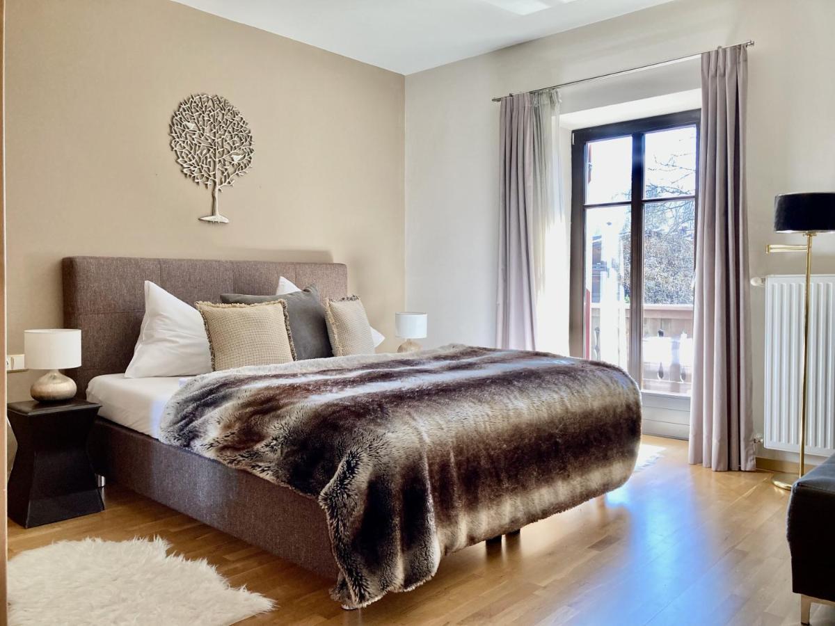 Stadtvilla Belle Kitz Im Zentrum Mit Sauna By Belle Stay Kitzbühel Esterno foto